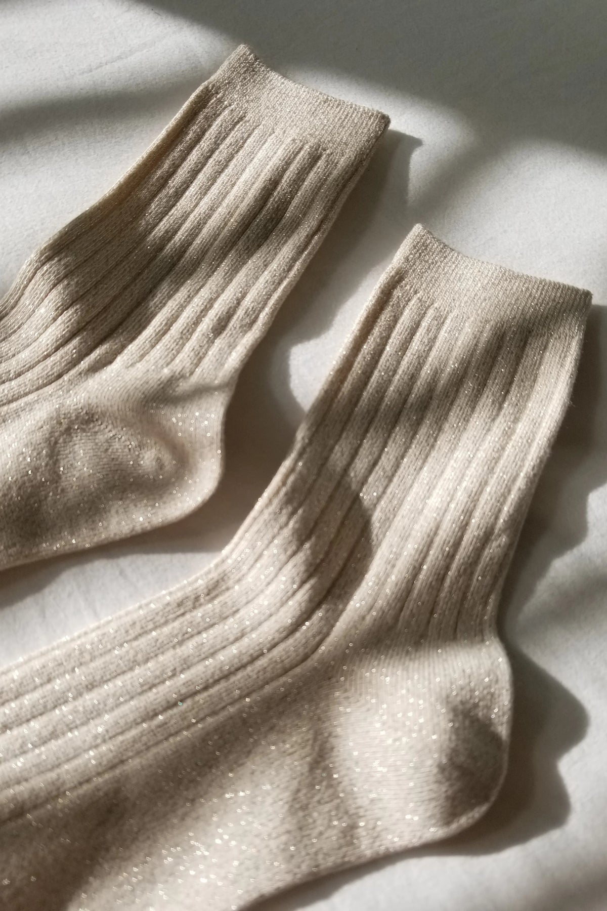 Le Bon Shoppe Modal Lurex Ivory Gold Sparkle socks - sparkle detail