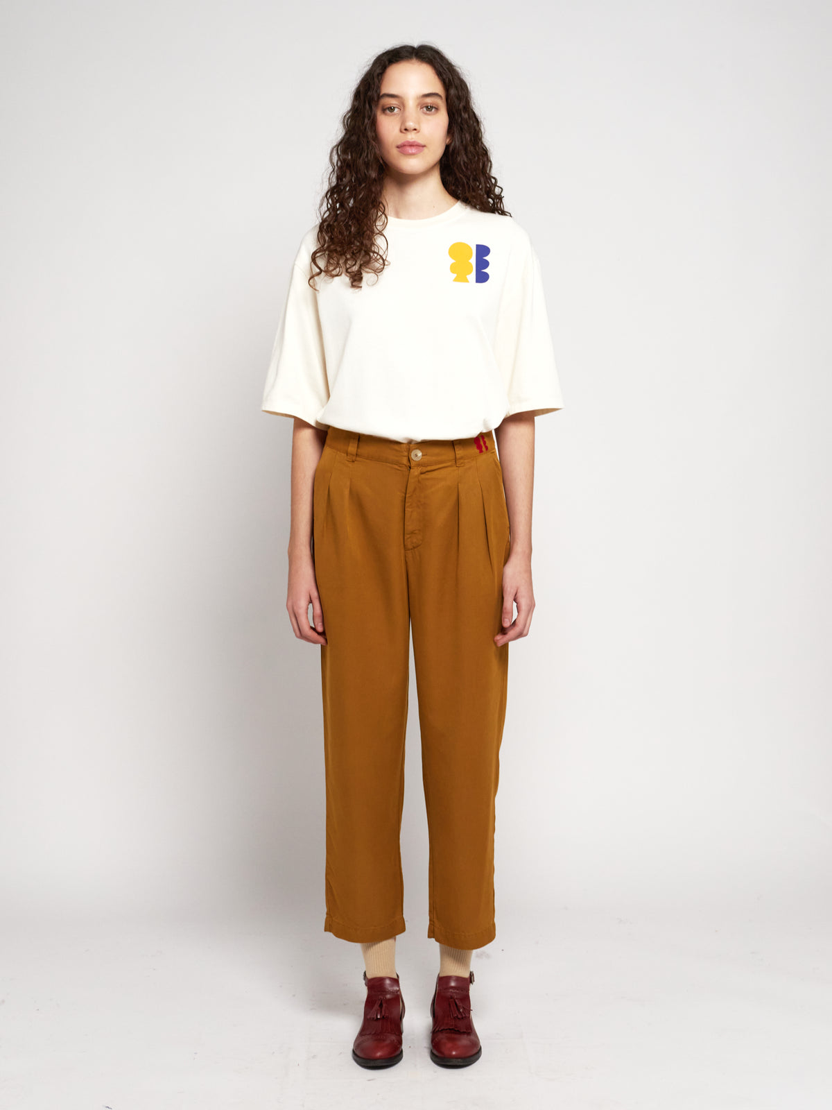 Bobo Choses WOMAN - Pleated carrot pants — product detail shot