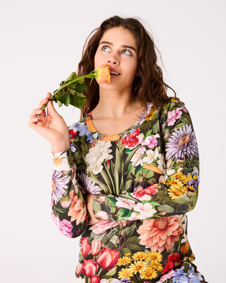 Kip and Co Cottage Garden Eden organic pyjamas - side view model