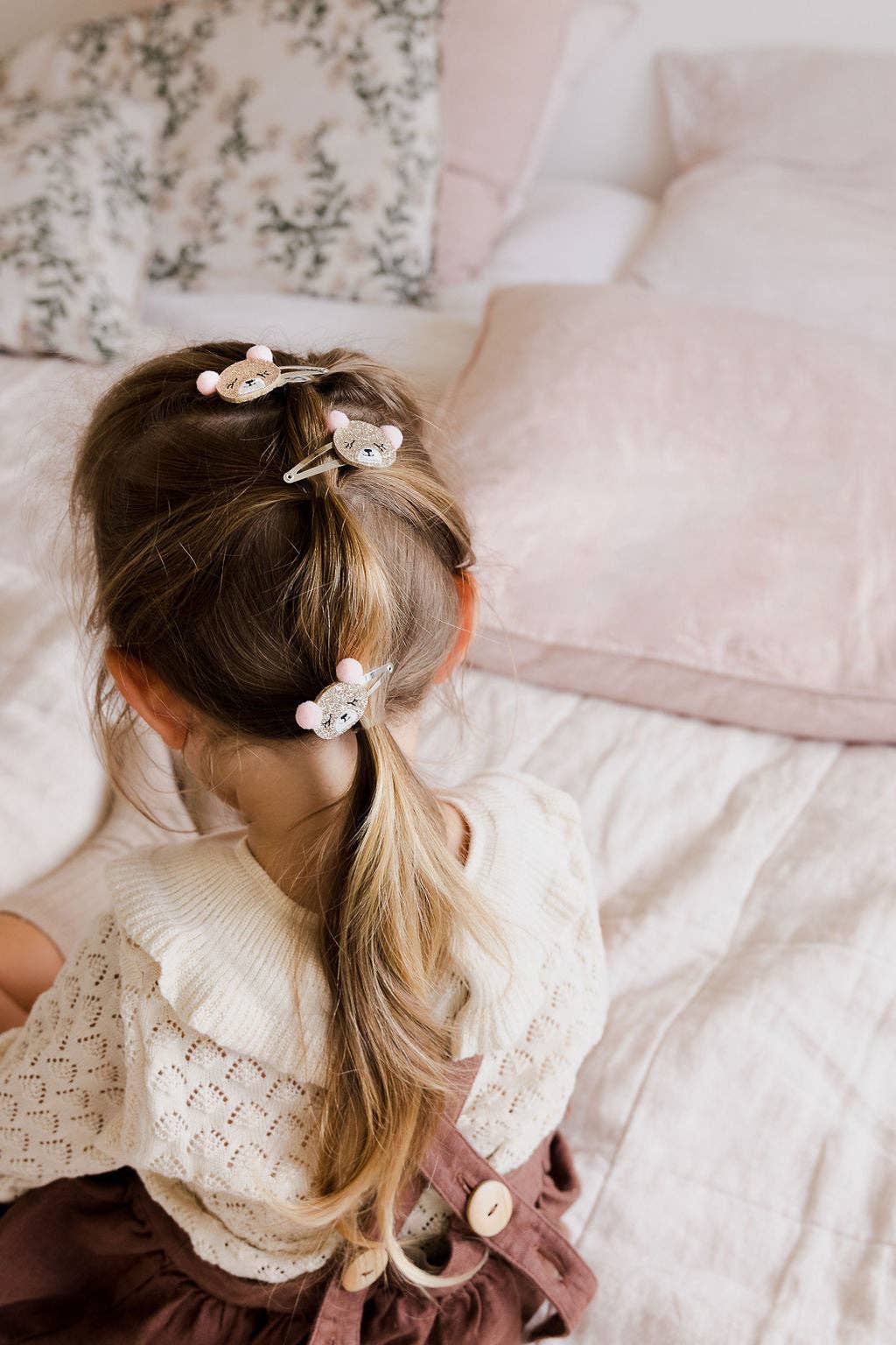 Luciole et Petit Pois - Lioness hair clips (pair) — product detail shot