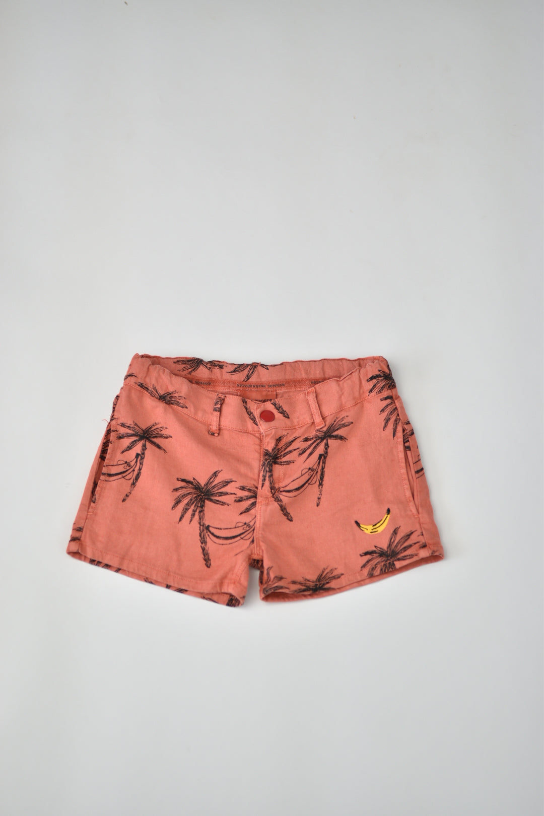RE LOVED Bobo Choses shorts size 2-3 — front view flat lay