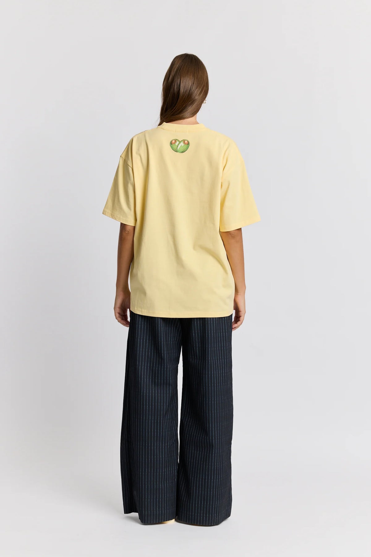 Maku Salt Oversized Tee - side view on model