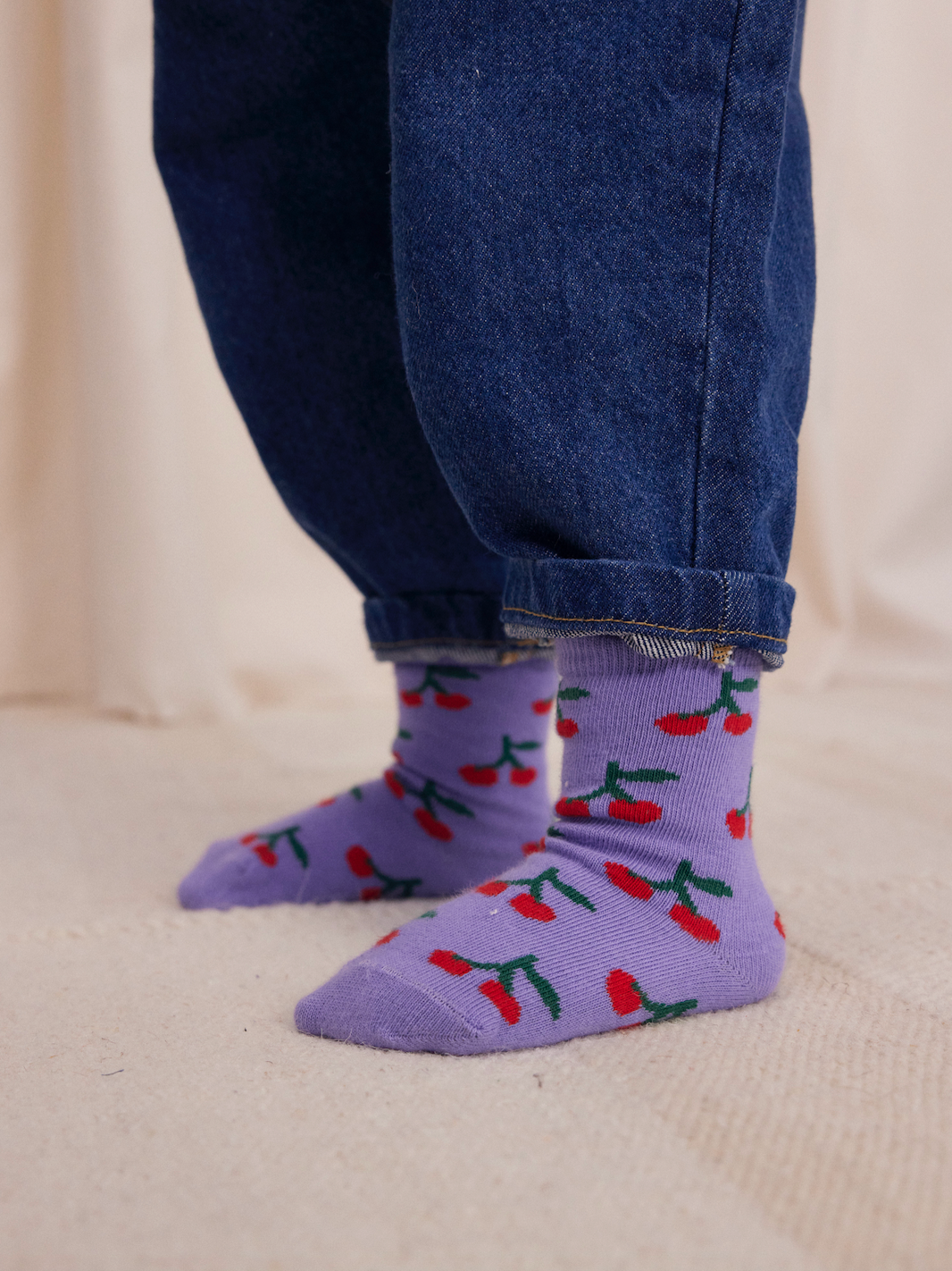 Bobo Choses BABY - Baby Cherry all over short socks — product detail shot