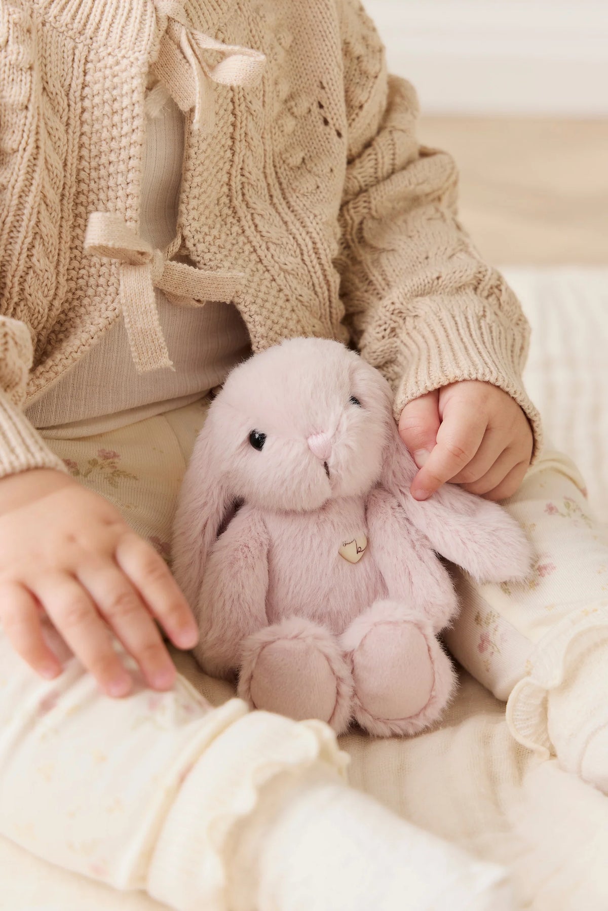 Jamie Kay Snuggle Bunnies | Little Penelope - 15cm Blossom