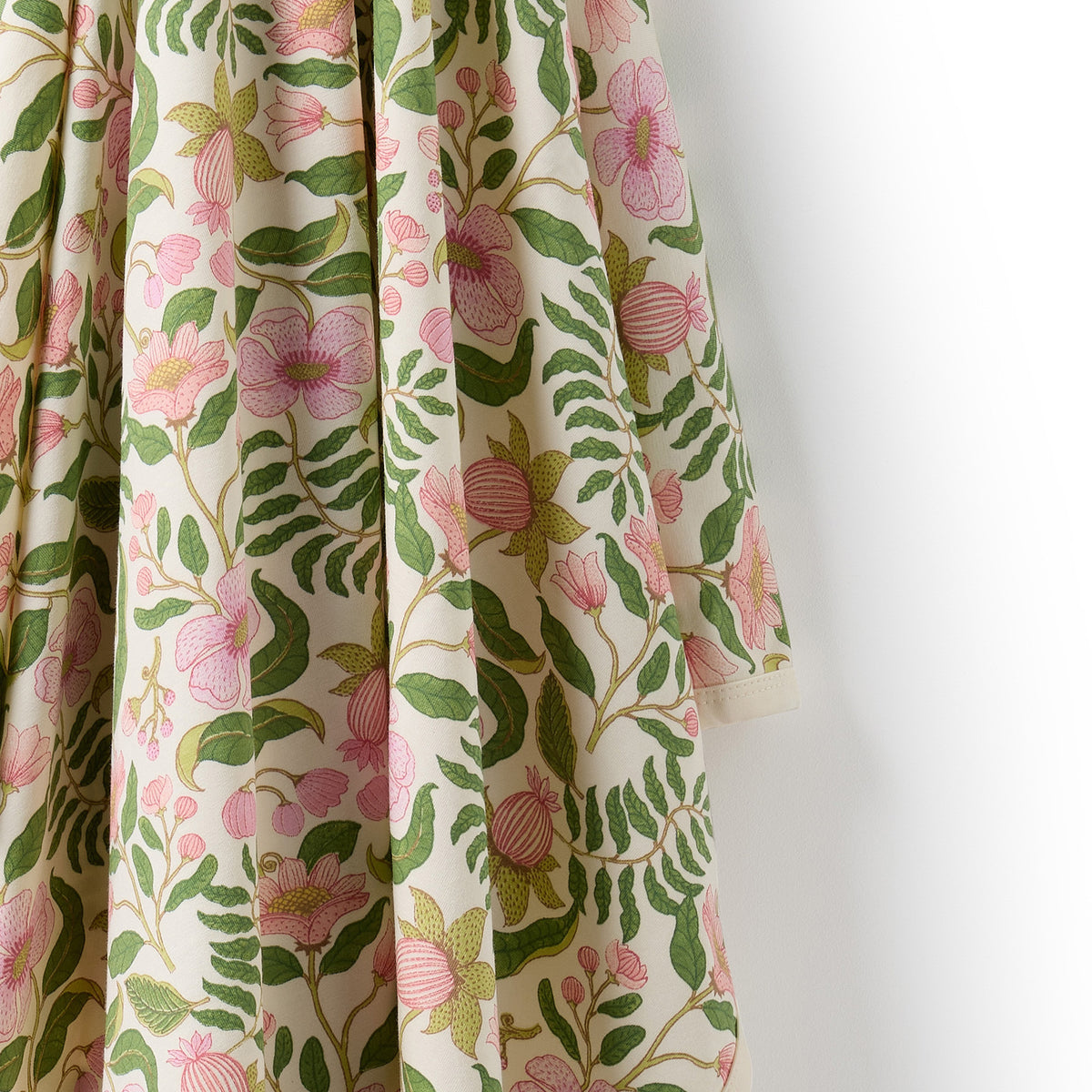 Wilson and Frenchy Ma Fleur Organic Bunny Rug - floral print detail