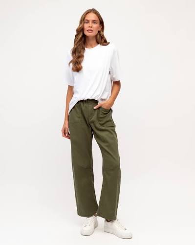 Label of Love Faded Barrel Leg Jean Khaki - lifestyle styled