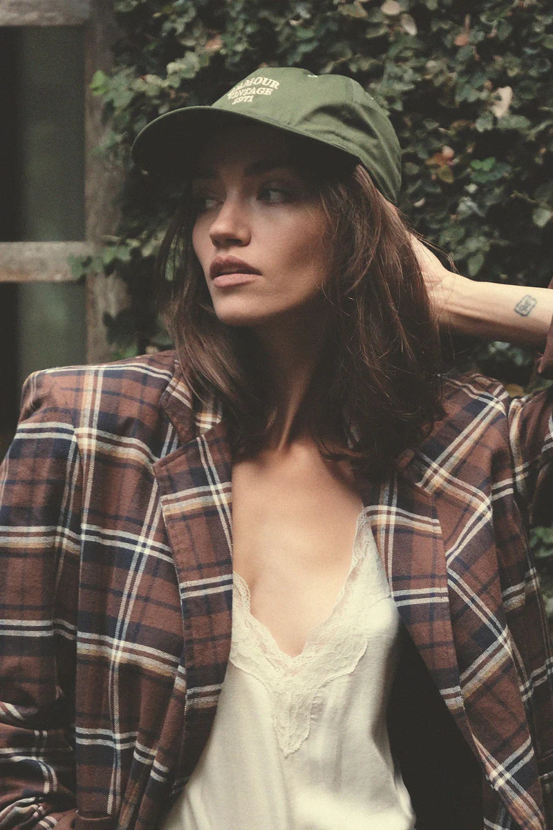 Lilya L'Amour Vintage Cap Jungle Green - lifestyle styled