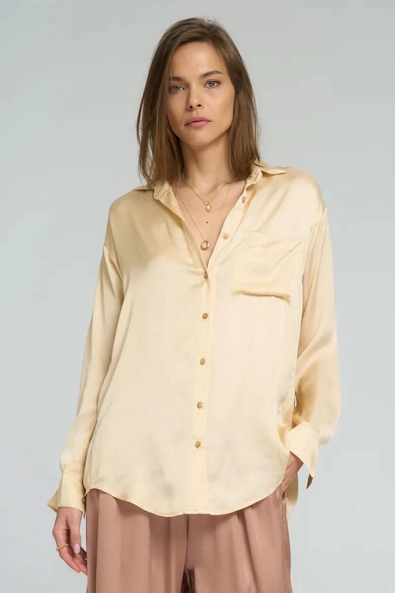 Lilya Roshi Shirt Butter - model front view