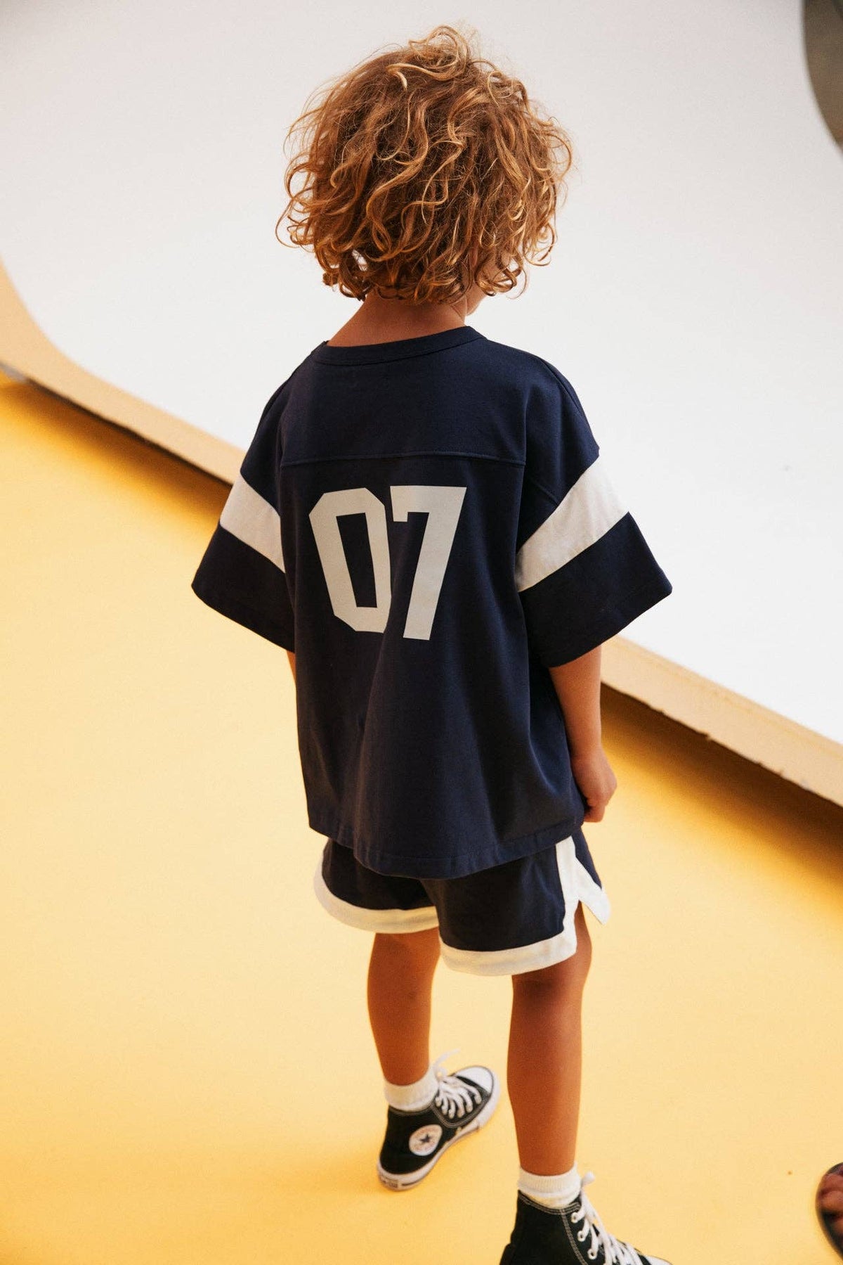 BBOBBIE - 07 Tee in Navy — product detail shot