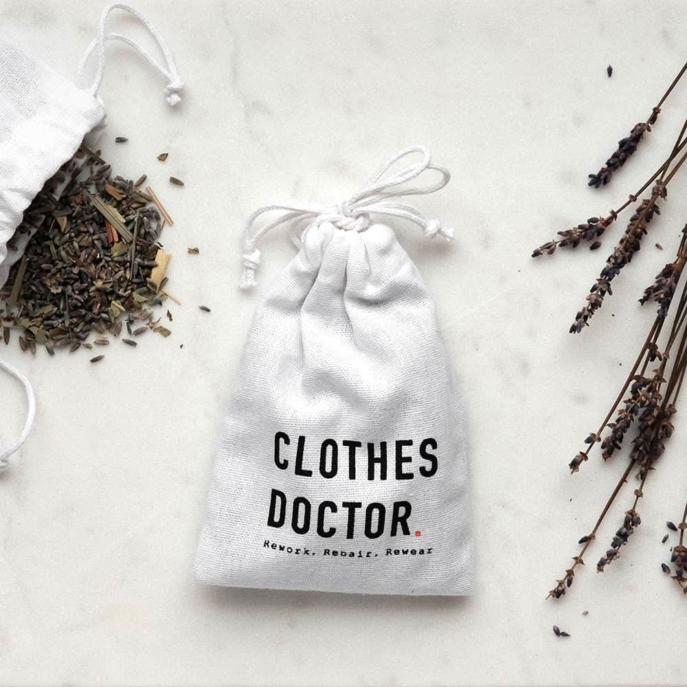 Paul James Knitwear - Natural Anti-Moth Fragrance Bag — front view flat lay