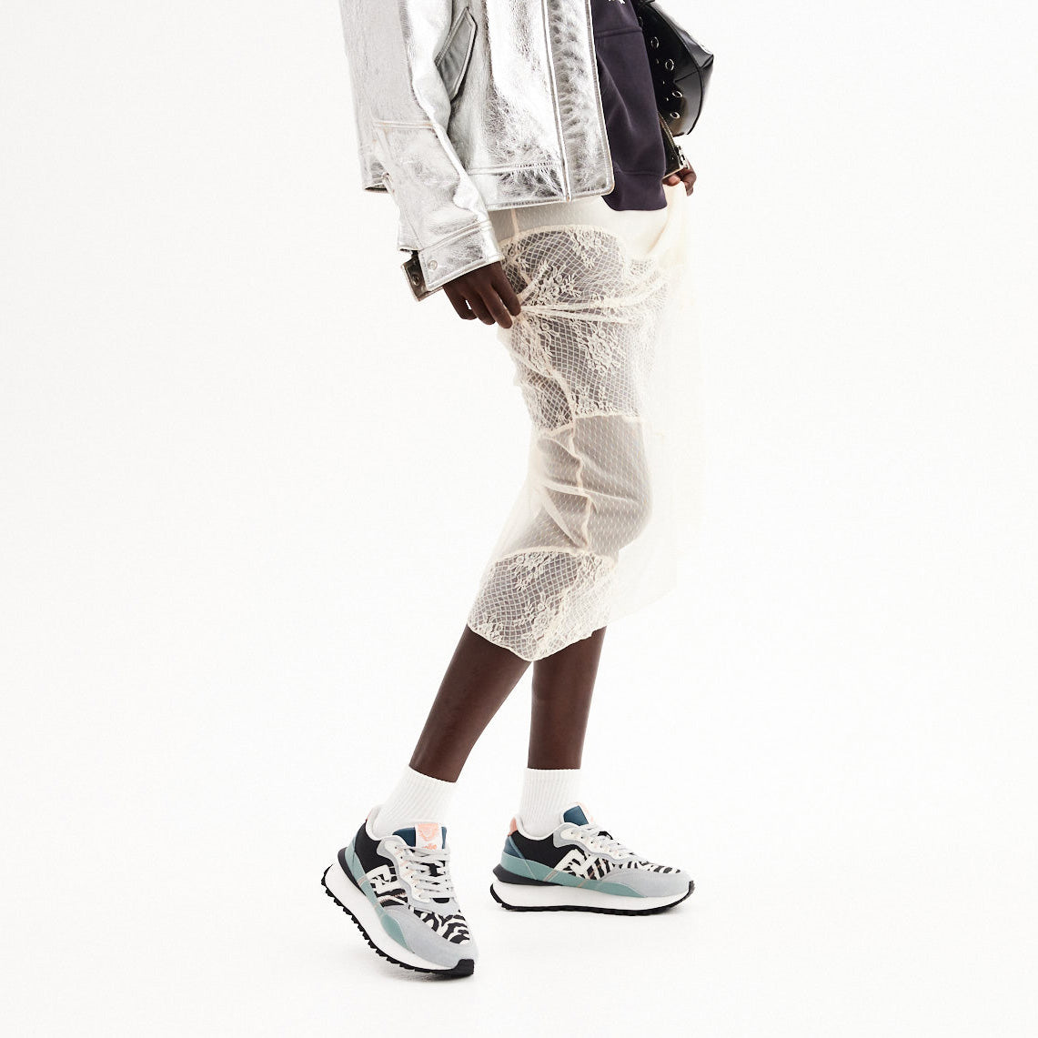 Rollie Nation - Kentu Zebra Sky — back view flat lay