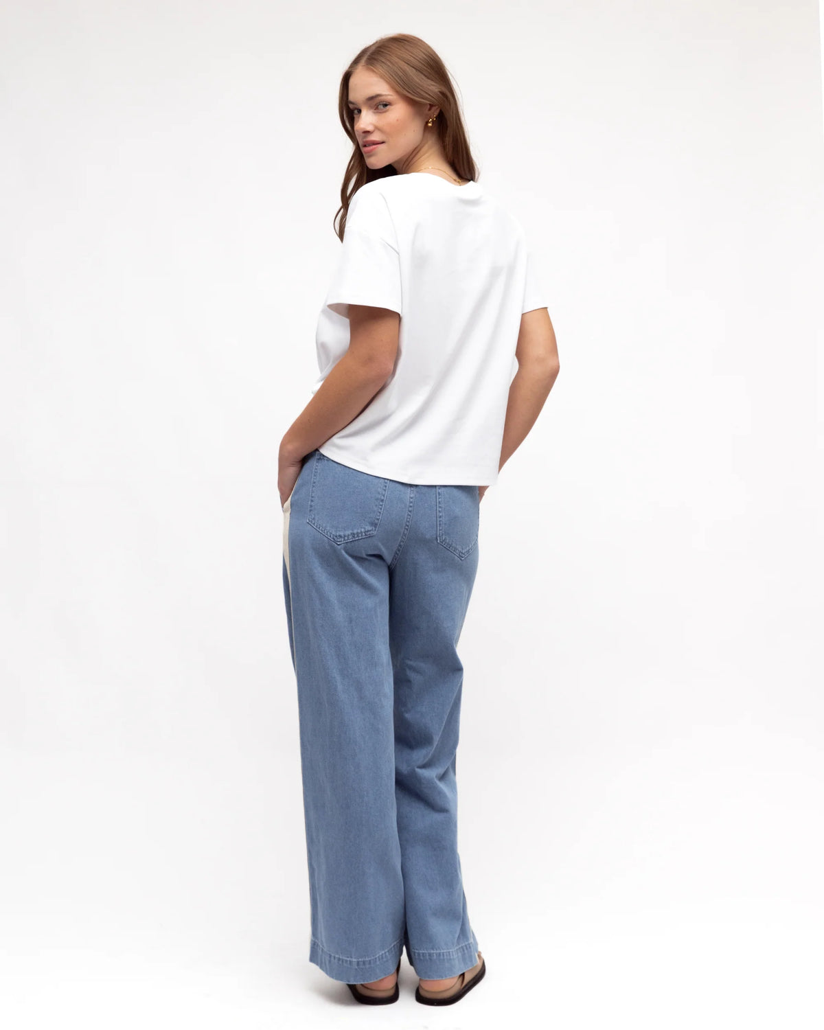 Label of Love Side detail jean Light wash - back view on model