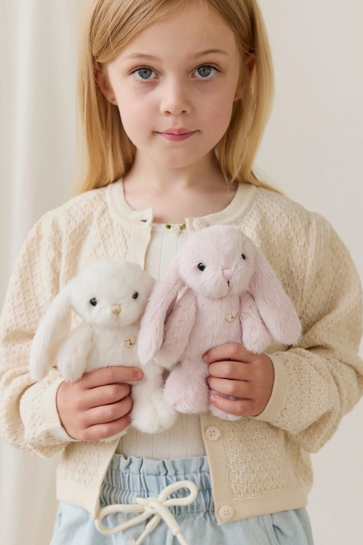 Jamie Kay Snuggle Bunnies | Little Penelope - 15cm Blossom