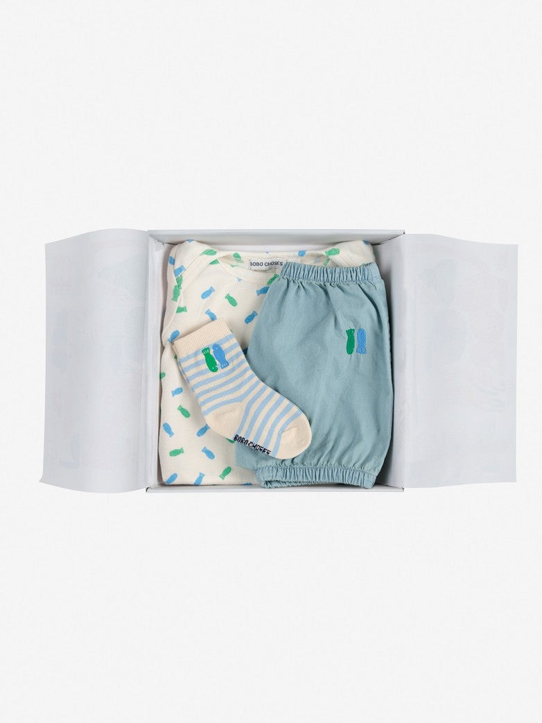 Bobo Choses BABY - Lucky Fish gift set — styled lifestyle shot