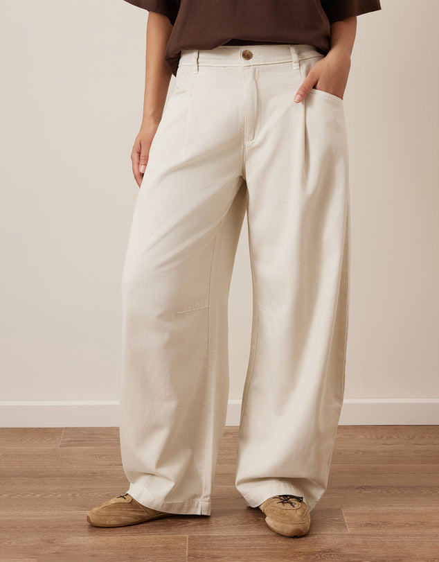 Ceres Life - Gemma Pleat Pant- Eggshell — worn on model