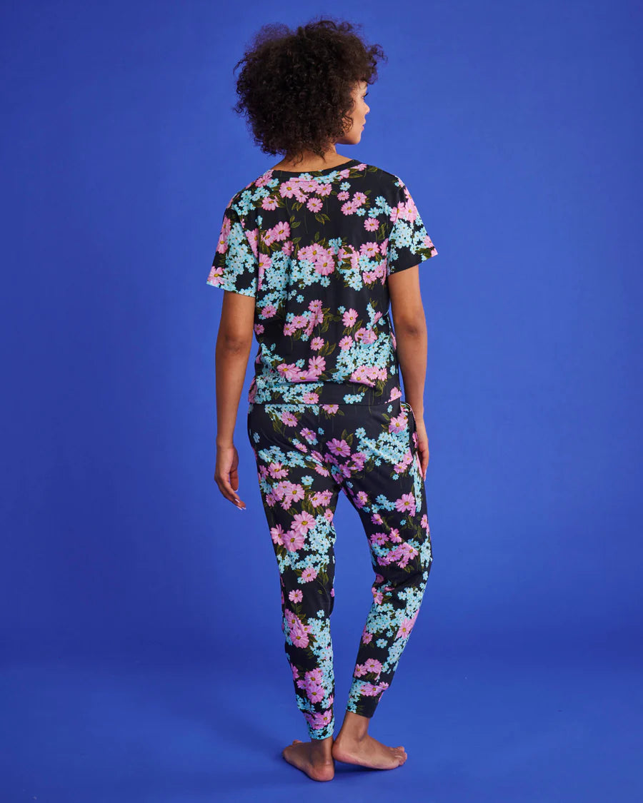 Kip and Co Periwinkle organic PJ set - model full length