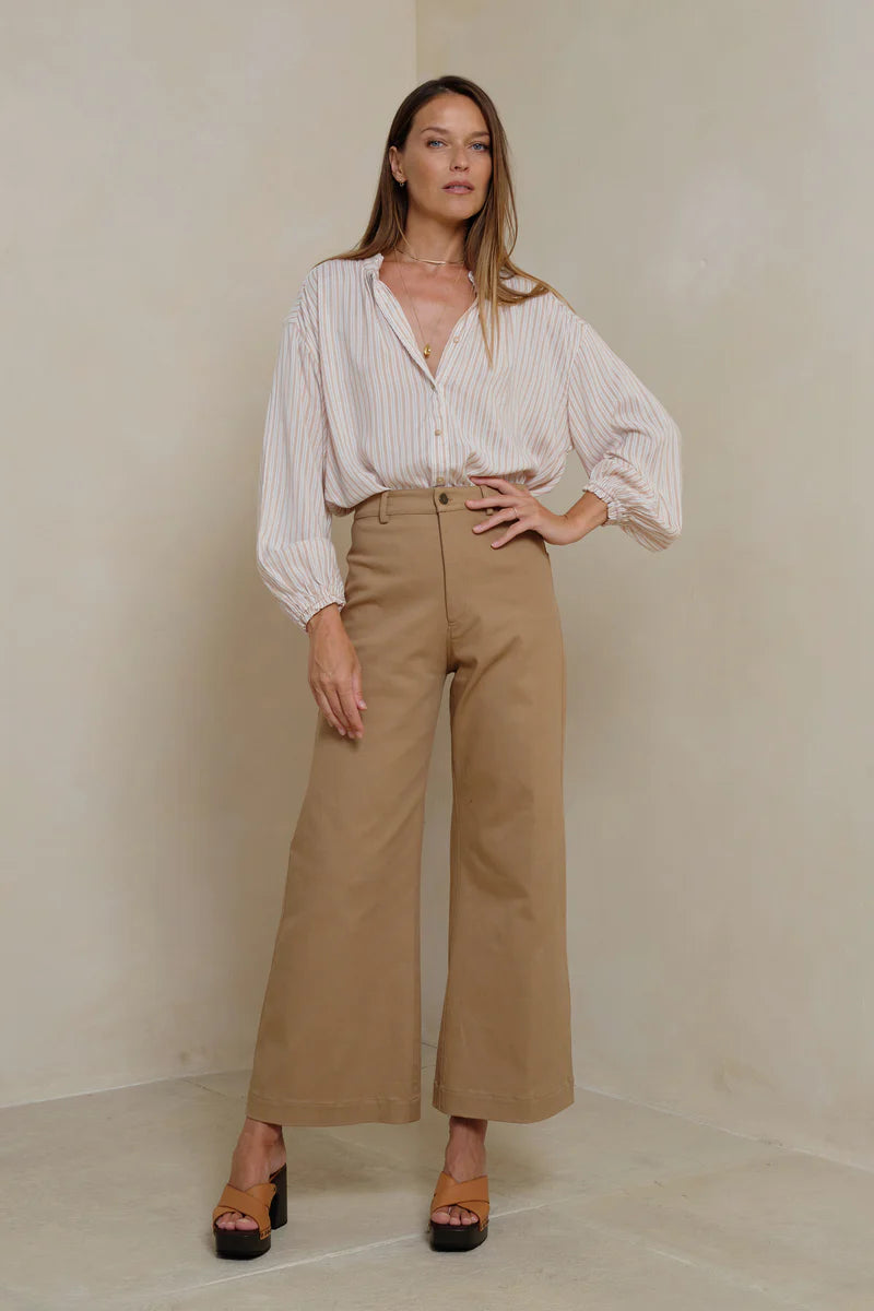 Lilya Lou Lou Pants Pecan Brown - product flatlay
