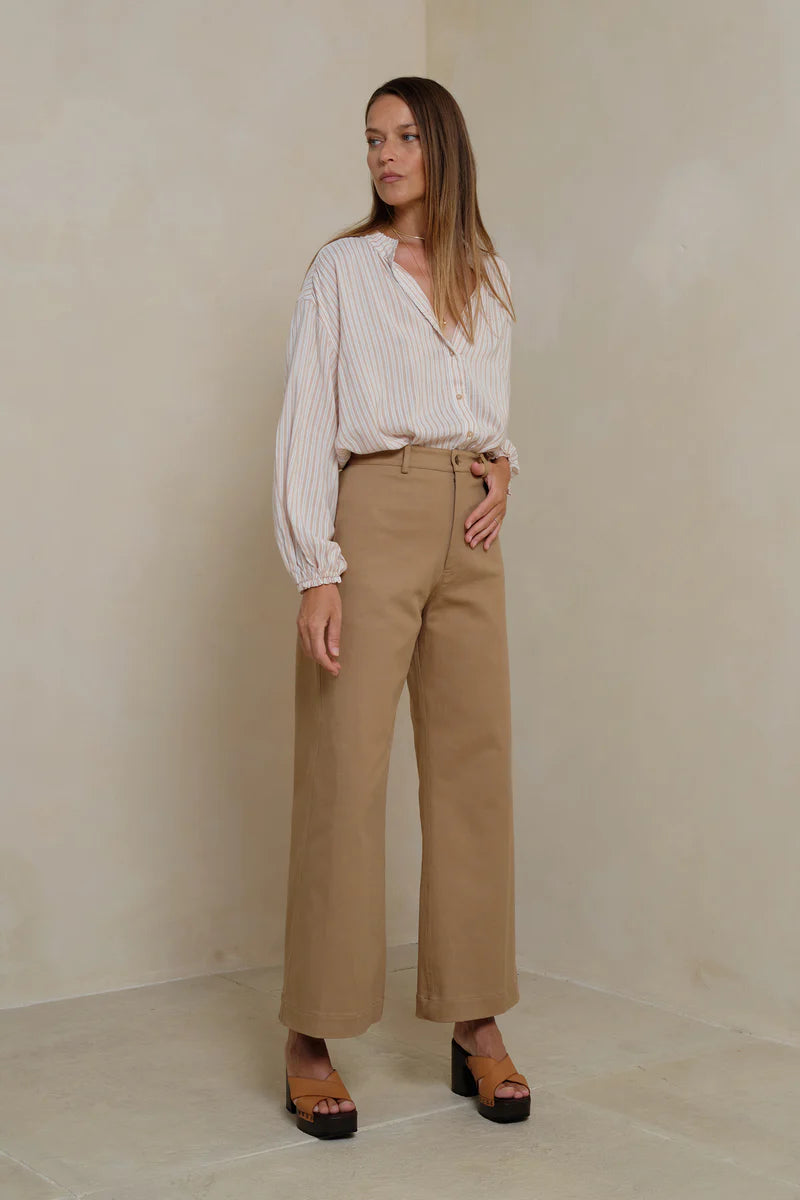 Lilya Lou Lou Pants Pecan Brown - model back view