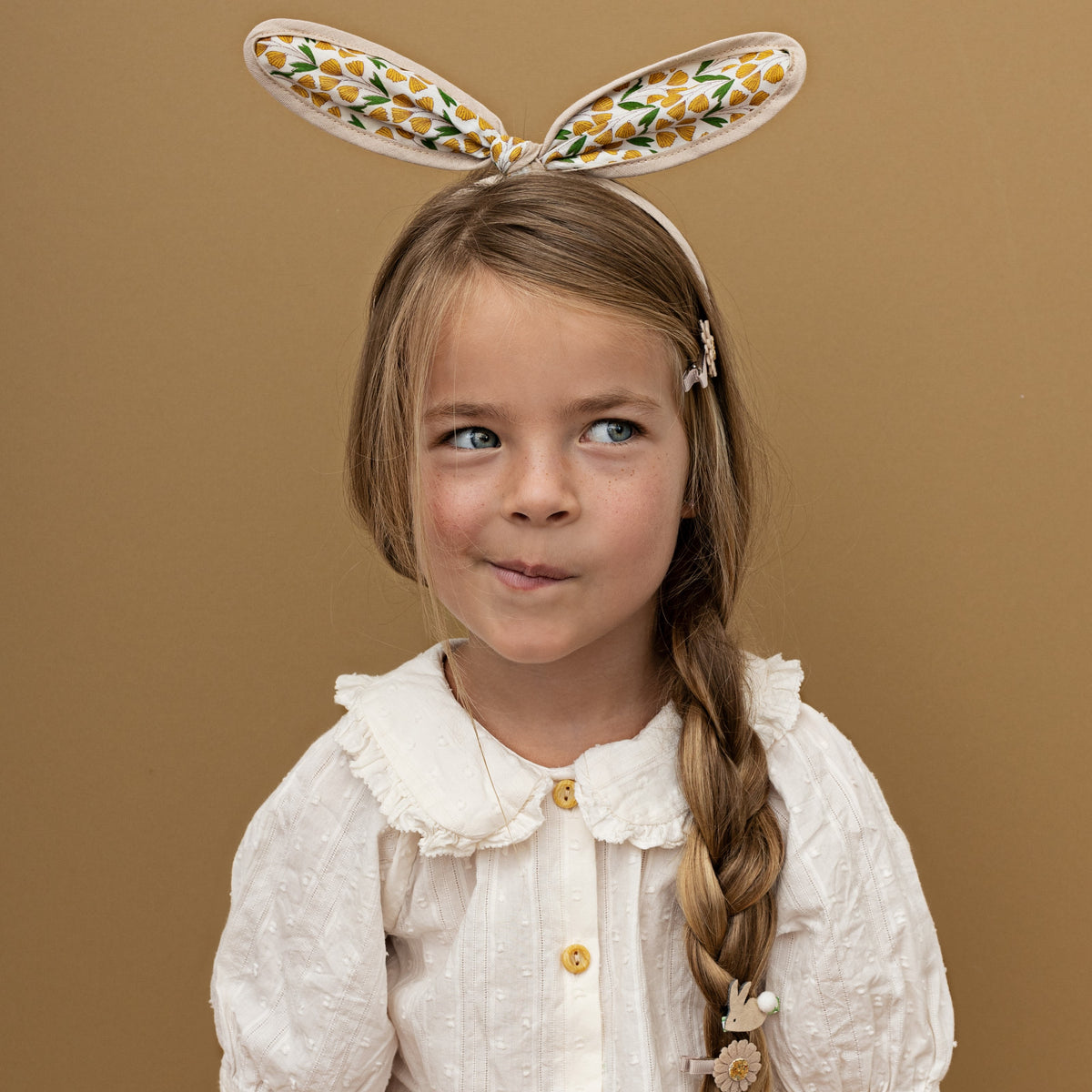 Mimi and Lula - Bunny Clic Clacs — product detail shot