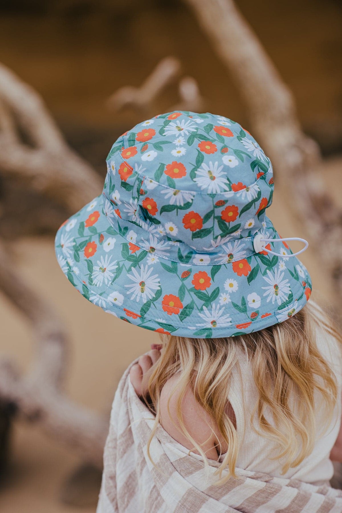 Acorn Daisy Bucket Hat - brim detail close-up